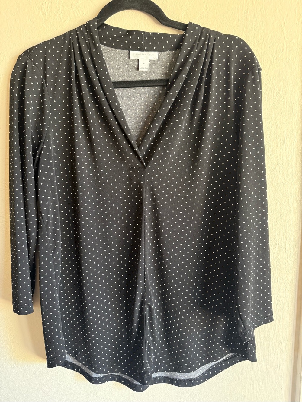 Charter Club Women's Medium Blouse Top Black White Polka Dot V-Neck Stretch - Picture 1 of 7